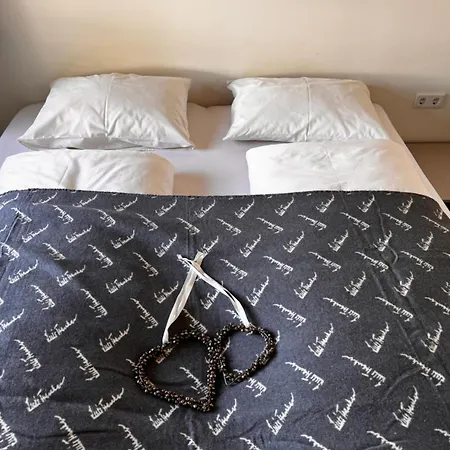 Bed & Breakfast Glockneralm - Only Accessible By Lift