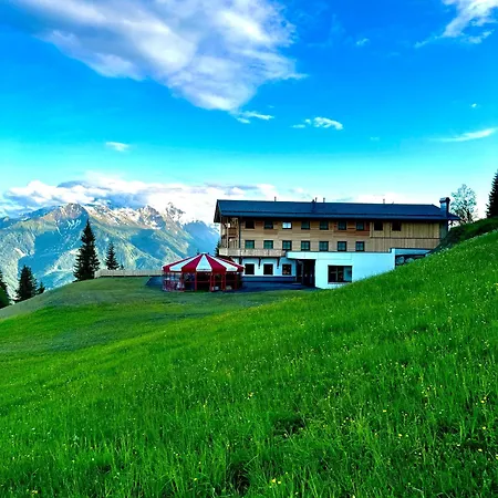 Bed & Breakfast Glockneralm - Exklusiv Erreichbar Mit Skilift