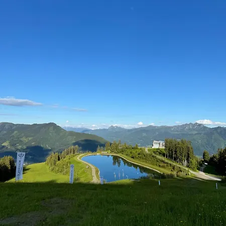 Glockneralm - Exklusiv Erreichbar Mit Skilift * 滨湖采尔
