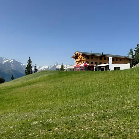 Glockneralm - Exklusiv Erreichbar Mit Skilift 滨湖采尔