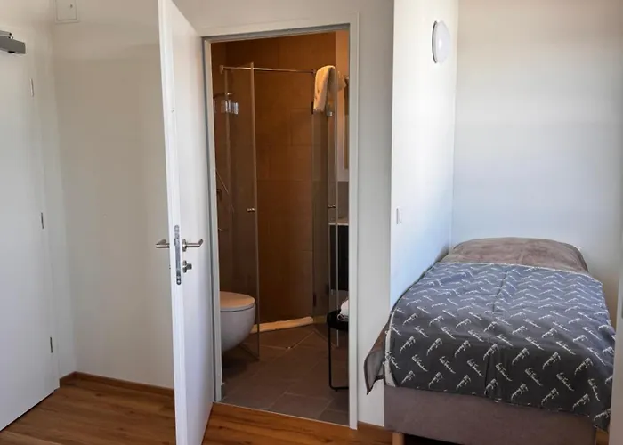 Glockneralm - Hiking- And Skihotel Exklusively Accessible By Cable Car Bed & Breakfast