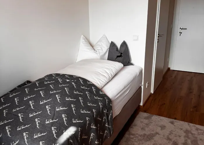 Bed & Breakfast Glockneralm - Hiking- And Skihotel Exklusively Accessible By Cable Car